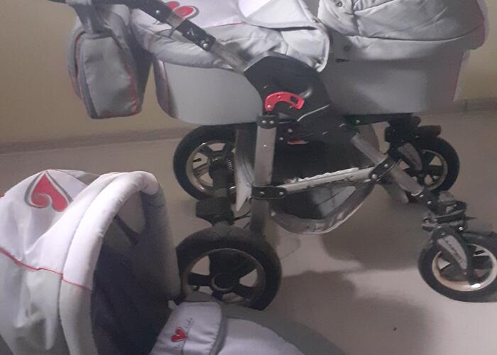 Grajewo ogłoszenia: Wózek 3w1 w bardzo dobrym stanie z wszystkimi możliwymi akcesoriami.